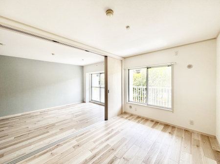 �Q�� ���r���O�Ƃ̂Ȃ���������Ȃ�����Ɨ����̂���X�y�[�X��  