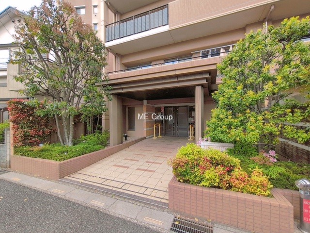 �G���g�����X -