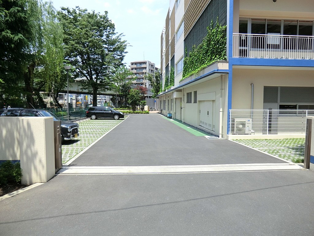 ���ӊ� ���w�Z 400m �����s��������܏��w�Z