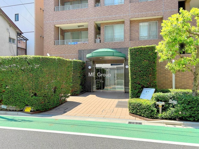 �G���g�����X -