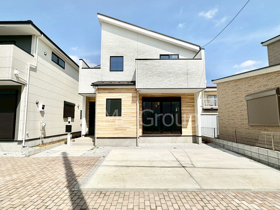 ���n�O�ώʐ^ �������ꂽ�O�ρA�㎿�ȏZ��Ԃ��L���鎺���͉i�����S���ĉ߂�����Z���ł��B 