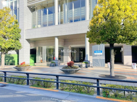 �G���g�����X -