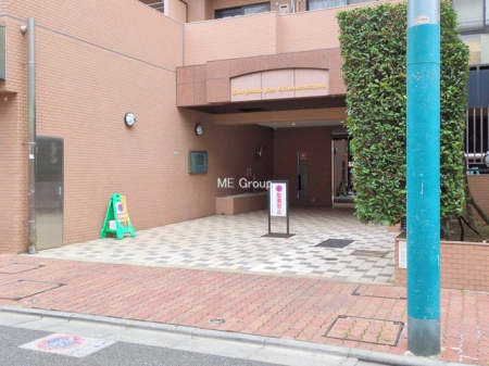 �G���g�����X -