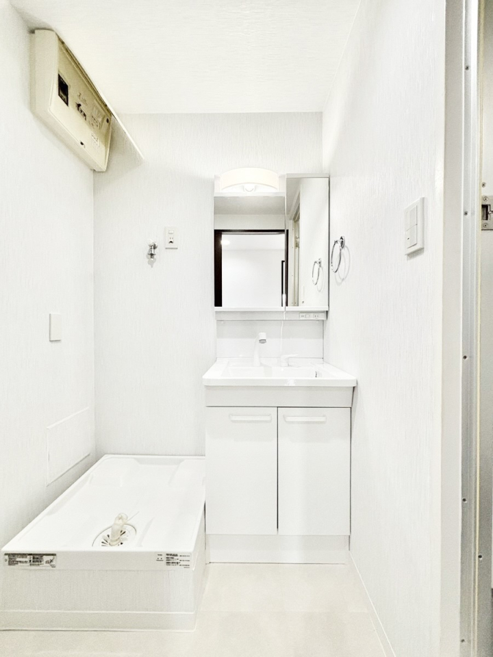 ���ʑ�E���ʏ� ������������ʉ��ώ��Œ��̐g�x�x�����K