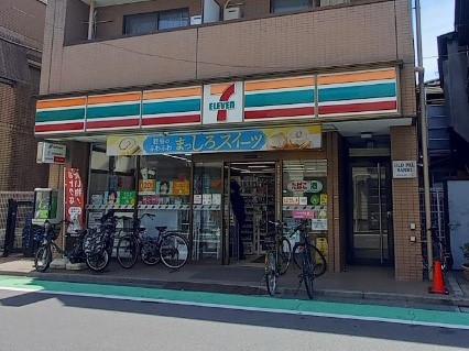 ���ӊ� �R���r�j 21m �Z�u��-�C���u�� ����V���t�O�w�k�X