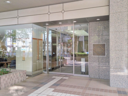 �G���g�����X -