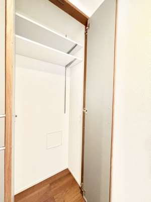 ���̑����� �L�����[�B�|�������G�߂̏��������[���邱�Ƃ��ł��܂��B