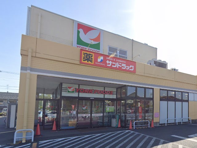 ���ӊ� �h���b�O�X�g�A 600m �T���h���b�O����ΓX