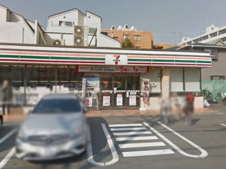 ���ӊ� �R���r�j 400m �Z�u��-�C���u�� ���c�J����W���ړX