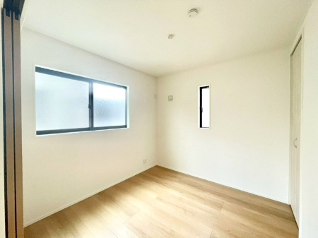 ���̑����� 2�ʍ̌��̗m���B��������荞�ޗz�����������S�̂�D������ݍ��݂܂��I