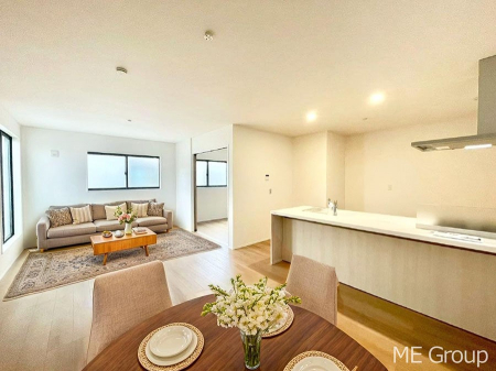 ���r���O �������������͋C�̂k�c�j�͉Ƒ��݂�Ȃ̉��K��ԁ��Ƌ��CG�ł�