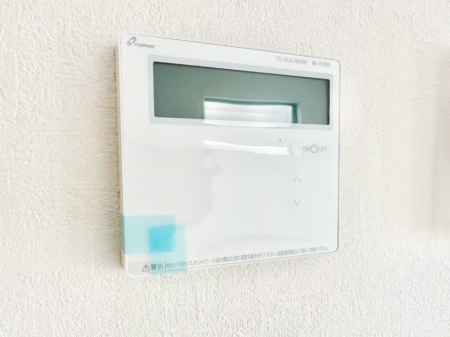 ���̑����� ���g�[�t���œ~���|�J�|�J�B���Ƒ��̌e���̃X�y�[�X�ɂȂ�܂��ˁB