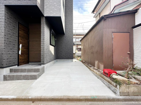  �����Ɍ������Ȃ����ԃX�y�[�X�B