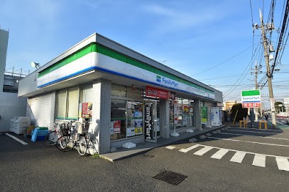 ���ӊ� �R���r�j 500m �t�@�~���[�}�[�g �匴�X
