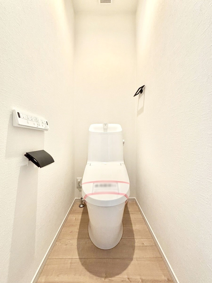 �g�C�� �g�C����1�K��2�K���ꂼ��ɔz�u����Ă��ĂƂĂ��֗��ł��B 