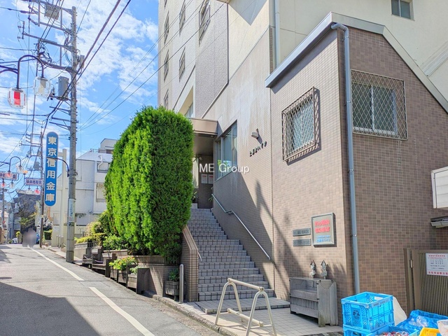 �G���g�����X -