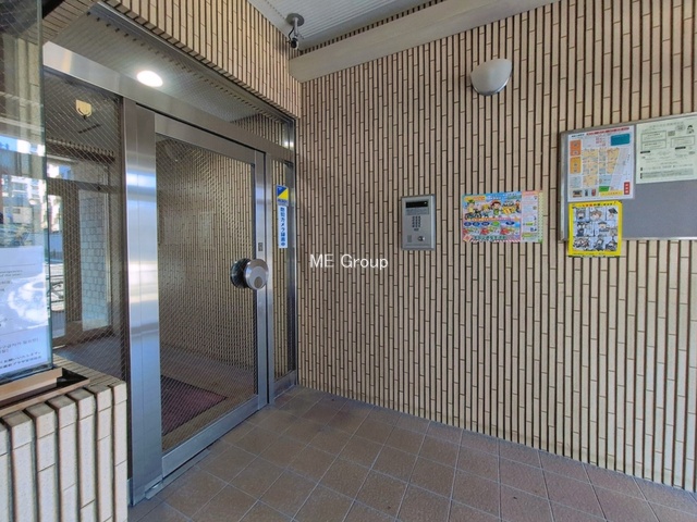 �G���g�����X -
