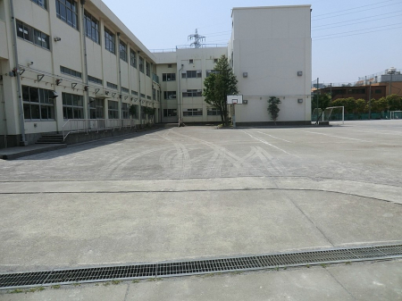 ���ӊ� ���w�Z 740m �����旧�J�����w�Z