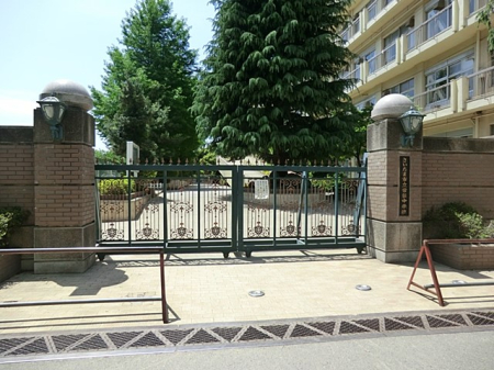 ���ӊ� ���w�Z 2200m �������܎s����Ւ��w�Z