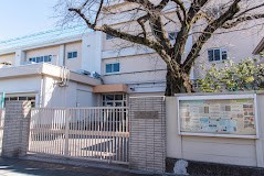 ���ӊ� ���w�Z 370m �����旧�������w�Z