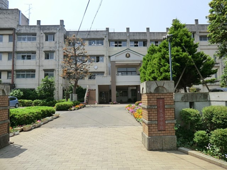 ���ӊ� ���w�Z 700m ��z�s����쒆�w�Z