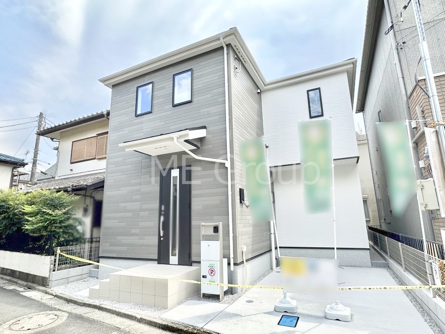 ���n�O�ώʐ^ �������ꂽ�O�ρA�㎿�ȏZ��Ԃ��L���鎺���͉i�����S���ĉ߂�����Z���ł��B 