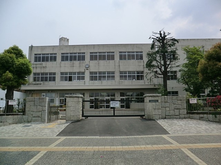 ���ӊ� ���w�Z 390m �������܎s���^�쐼���w�Z
