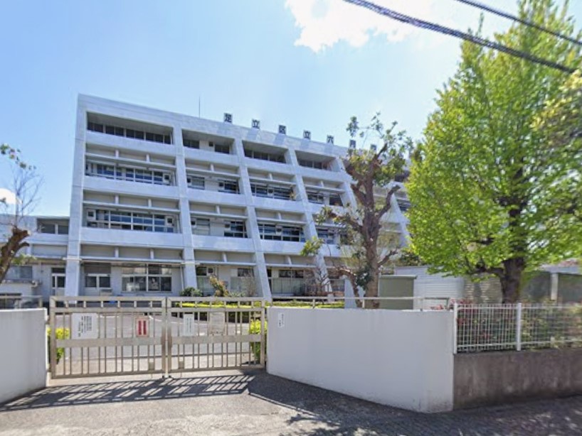 ���ӊ� ���w�Z 220m �����旧�Z�����w�Z