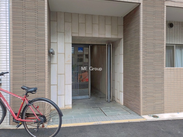 �G���g�����X -