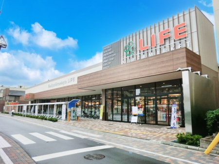 ���ӊ� �X�[�p�[ 600m ���C�t�n�w�O�X