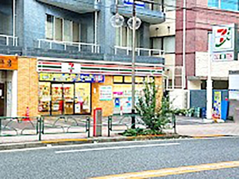 ���ӊ� �R���r�j 320m �Z�u��-�C���u�� ���c�n�ꏬ�ꋴ�X