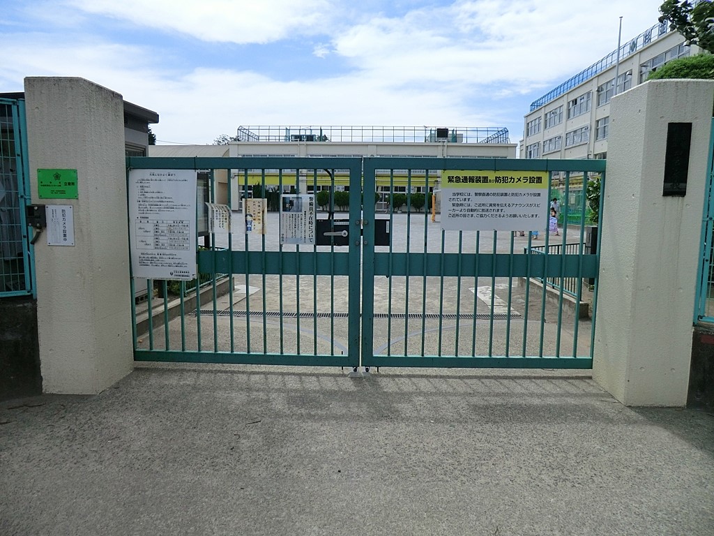 ���ӊ� ���w�Z 400m �����旧�l�{���w�Z