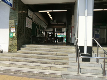 ���ӊ� �w 400m �s�c�O�c���@���w