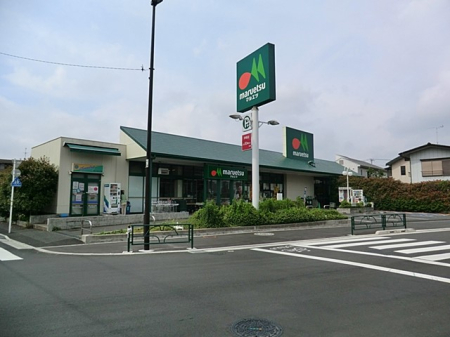 ���ӊ� �X�[�p�[ 300m �}���G�c �ɋ��X