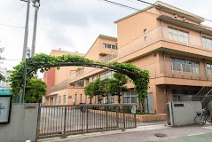 ���ӊ� ���w�Z 280m ���旧��J�����w�Z