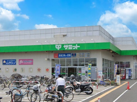 ���ӊ� �X�[�p�[ 900m �T�~�b�g�X�g�A �����㐅�{���X