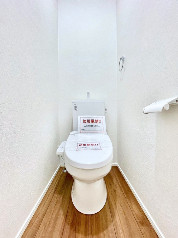 gC gC1K2KꂼɔzuĂĂƂĂ֗łB 