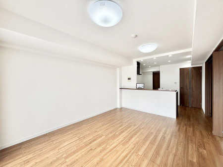 ���r���O ���K���Ƃ�Ƃ���f�U�C���������r���O�B�@