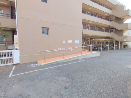 GgX -
