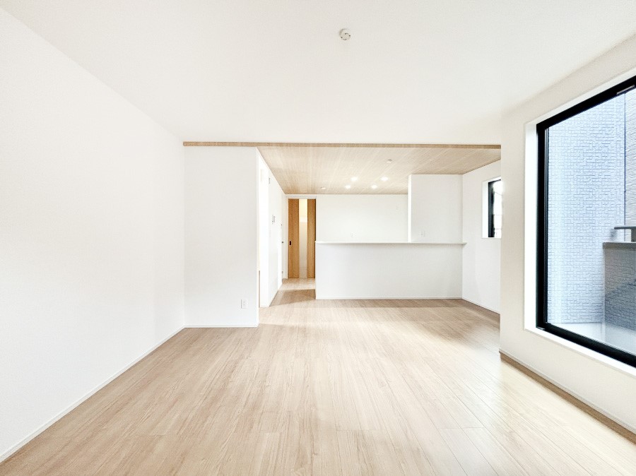 rO Ƒ̓₩Șbŕ܂閾邢rO 