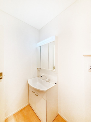 ���̑� ���邢���ʏ��͖����̐g�x�x���y�����ł����Ⴂ�����ł��B    