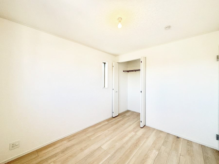 �q������ �q�������ɂ��������߂Ȏ��[�X�y�[�X�����Ղ�̋���