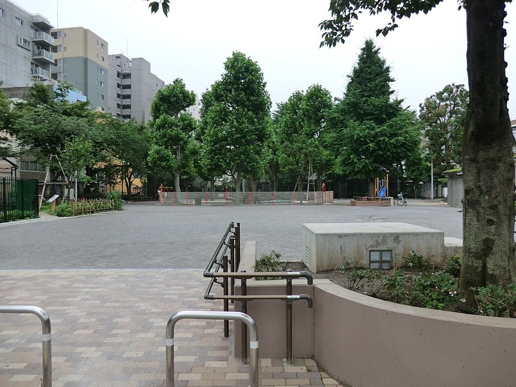 ӊ  200m 䓌旧،