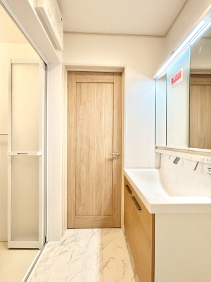 ���ʑ�E���ʏ� ���邢���ʏ��͖����̐g�x�x���y�����ł����Ⴂ�����ł��B