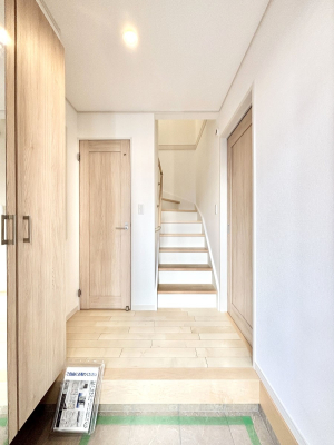 ���� �Ƒ��̋A��₨�q�l�������������}���錺��  