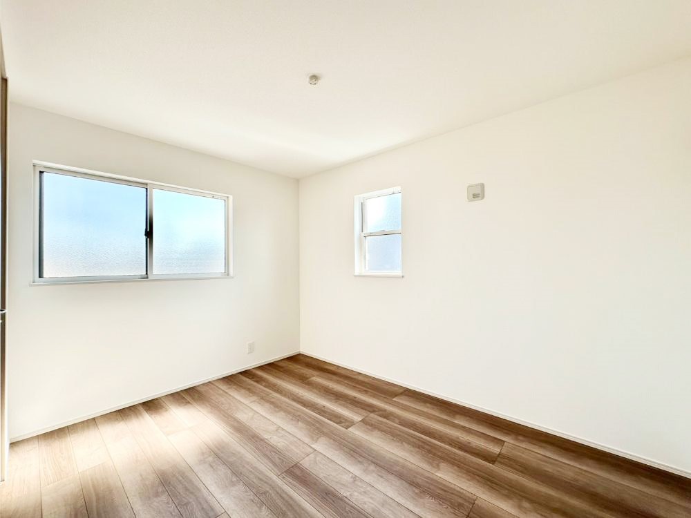 �q������ ������̂₳���������S�n�悢�v���C�x�[�g���[��