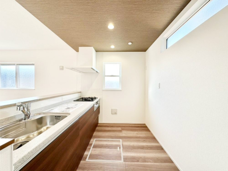 �L�b�`�� �L�X�Ƃ����g������̗ǂ��L�b�`���œ��X�̂��������y�����Ȃ肻��