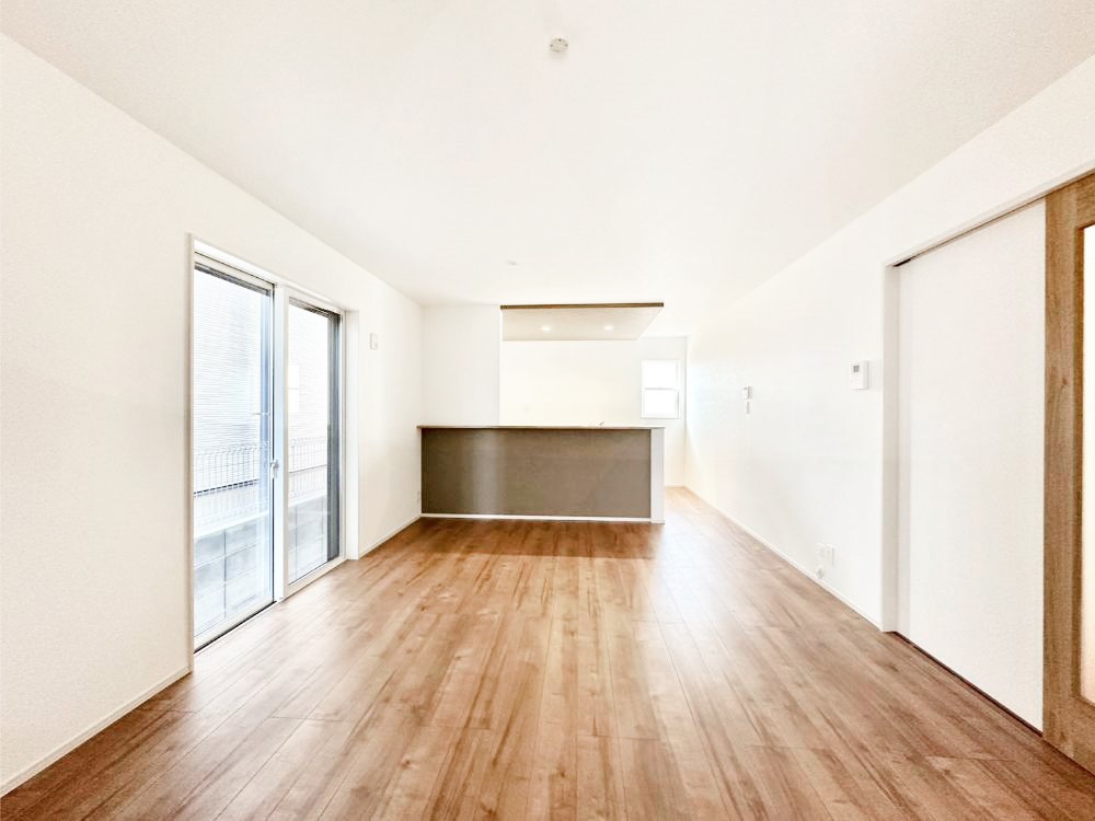 ���r���O �i�`�������e�C�X�g�̗D�����_�炩���F�g���̃t���[�����O���f�G�ȃ��r���O�ł��ˁB