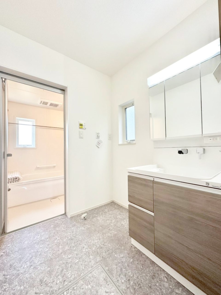 ���̑� ������������ʉ��ώ��Œ��̐g�x�x�����K