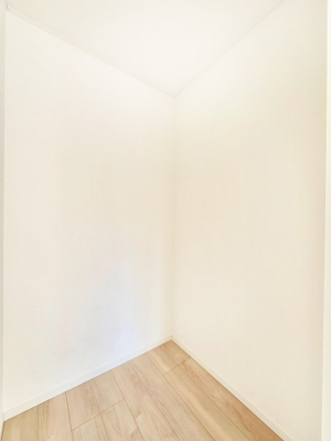 ���̑� �E�H�[�N�C���N���[�[�b�g�t���Ő�����Ԃ��L�����p�ł��܂��B